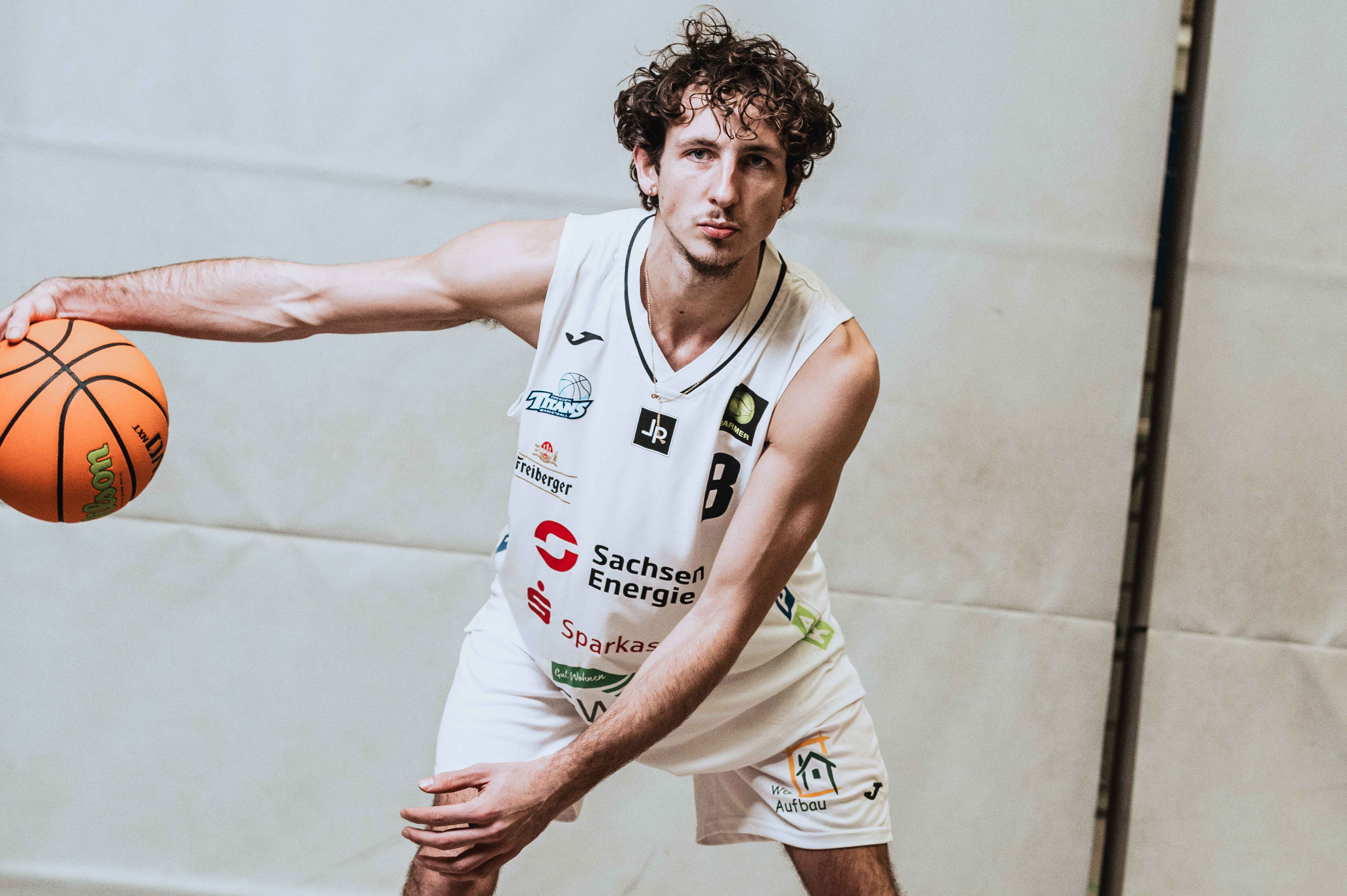 ProB: Titans verpflichten vielseitigen Forward: Leo Alban kommt nach Dresden